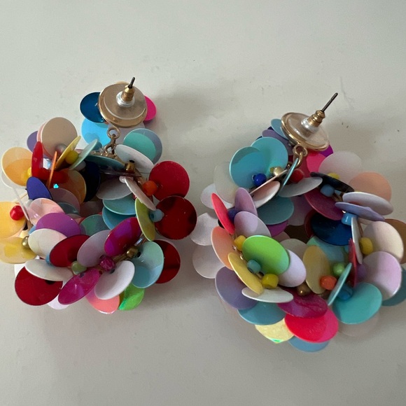 2 pairs of rainbow gem drop earrings and confetti earrings - Picture 5 of 6